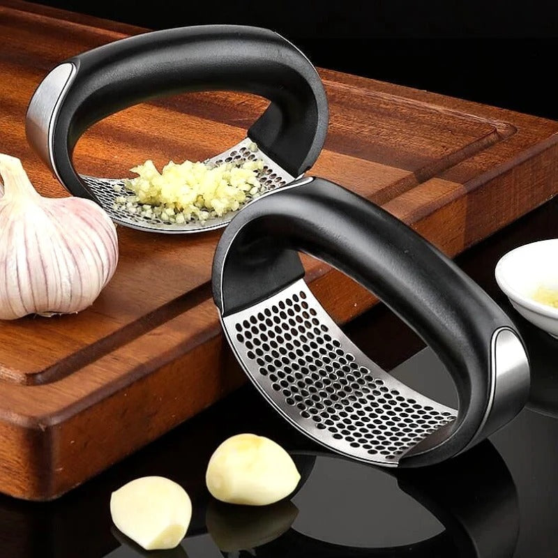 Stainless Steel Manual Garlic Press: Essential Kitchen Gadget.