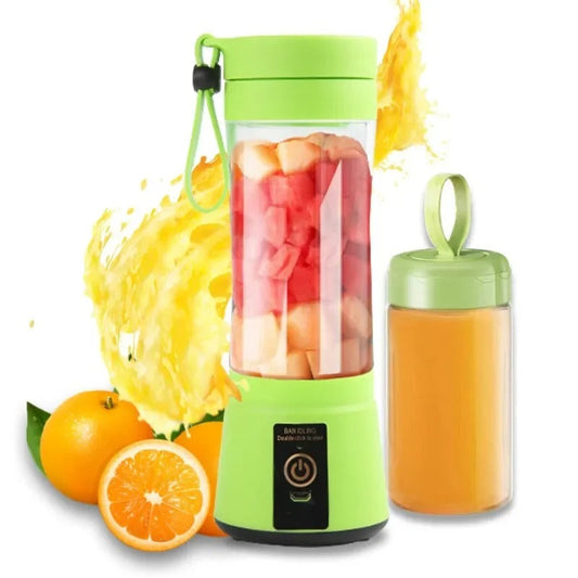 USB-Powered Mini Fruit Blender for Summer Juices on the Go!